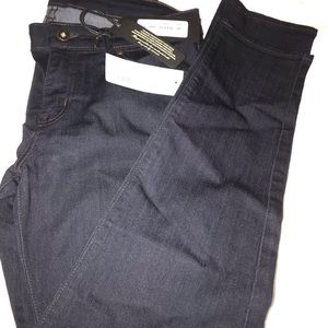 Dark wash skinny jeans